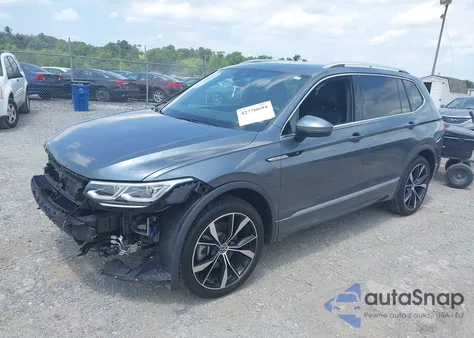 2022 Volkswagen Tiguan 2.0T Sel R-Line из США, поврежденный, VIN 3VV4B7AX4NM136377